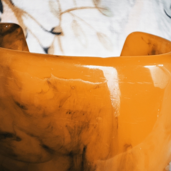 Wide Caramel Amber Swirled Dark Butterscotch Lucite Cuff Bangle Bracelet Vintage - Picture 6 of 11